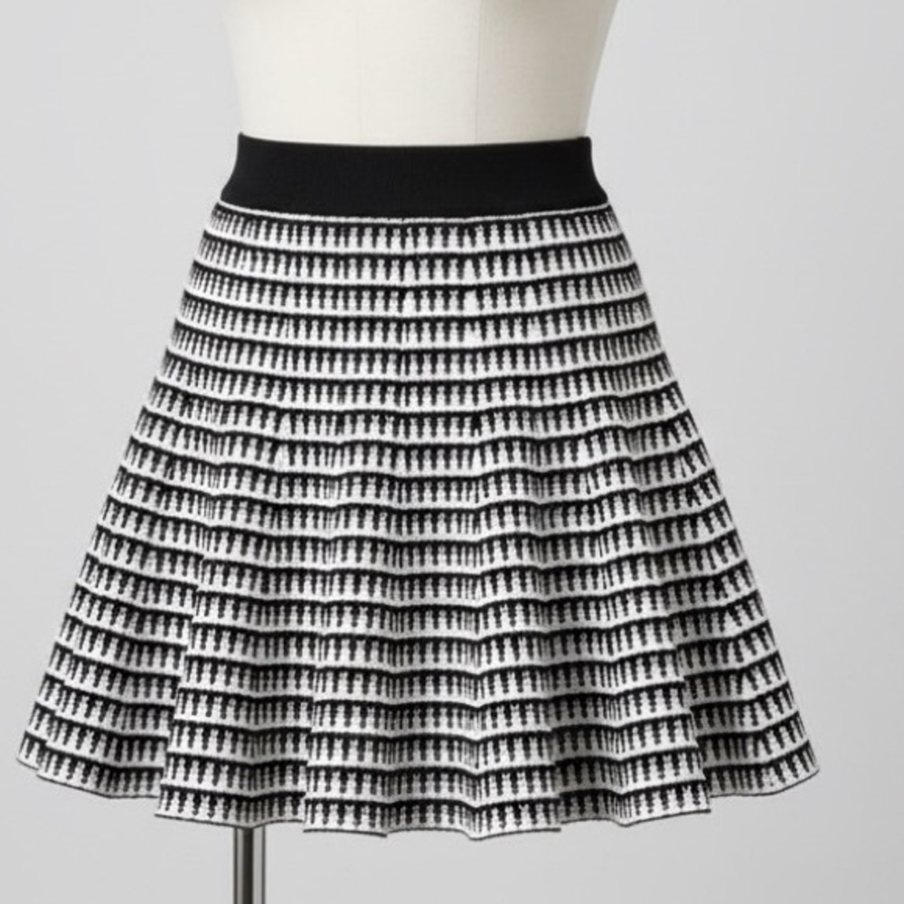 Forever 21 mini skirt